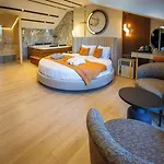 Hotel Elysian Airport & Restaurant