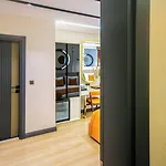 Hotel Elysian Airport & Restaurant 4*