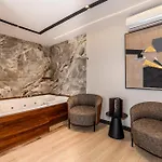 Elysian Airport & Restaurant Hotel 4*