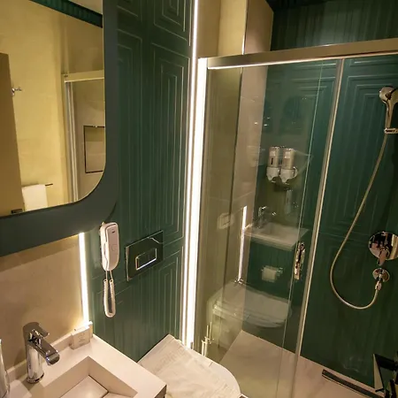 Elysian Airport Hotel