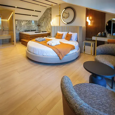 Hotel Elysian Airport & Restaurant