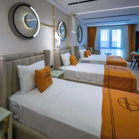 Elysian Airport & Restaurant Hotel 4*